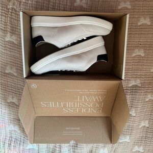 Life Stride White and Black Women's Sneakers